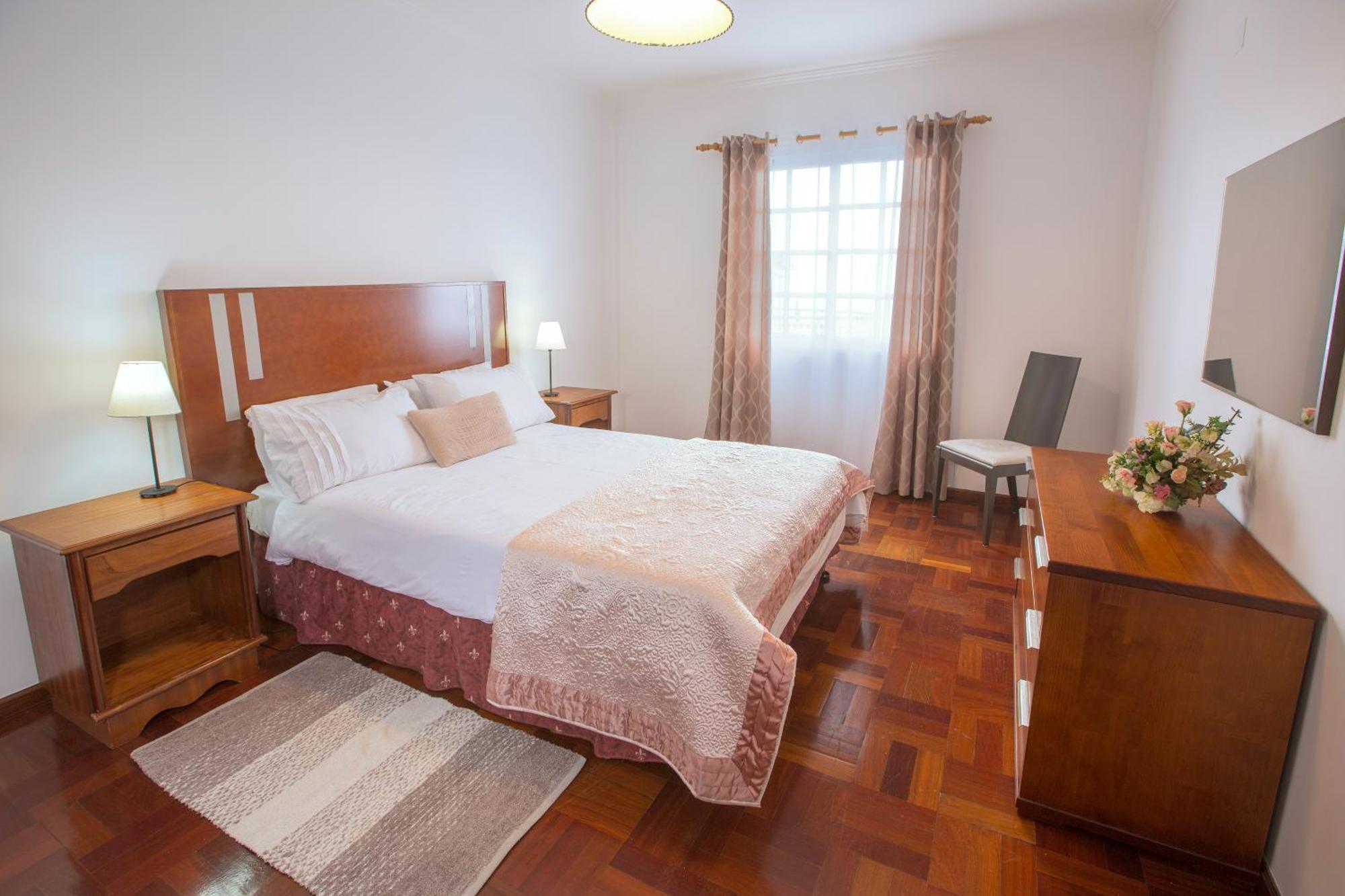 Charming Apartments In Funchal - Sao Goncalo Номер фото
