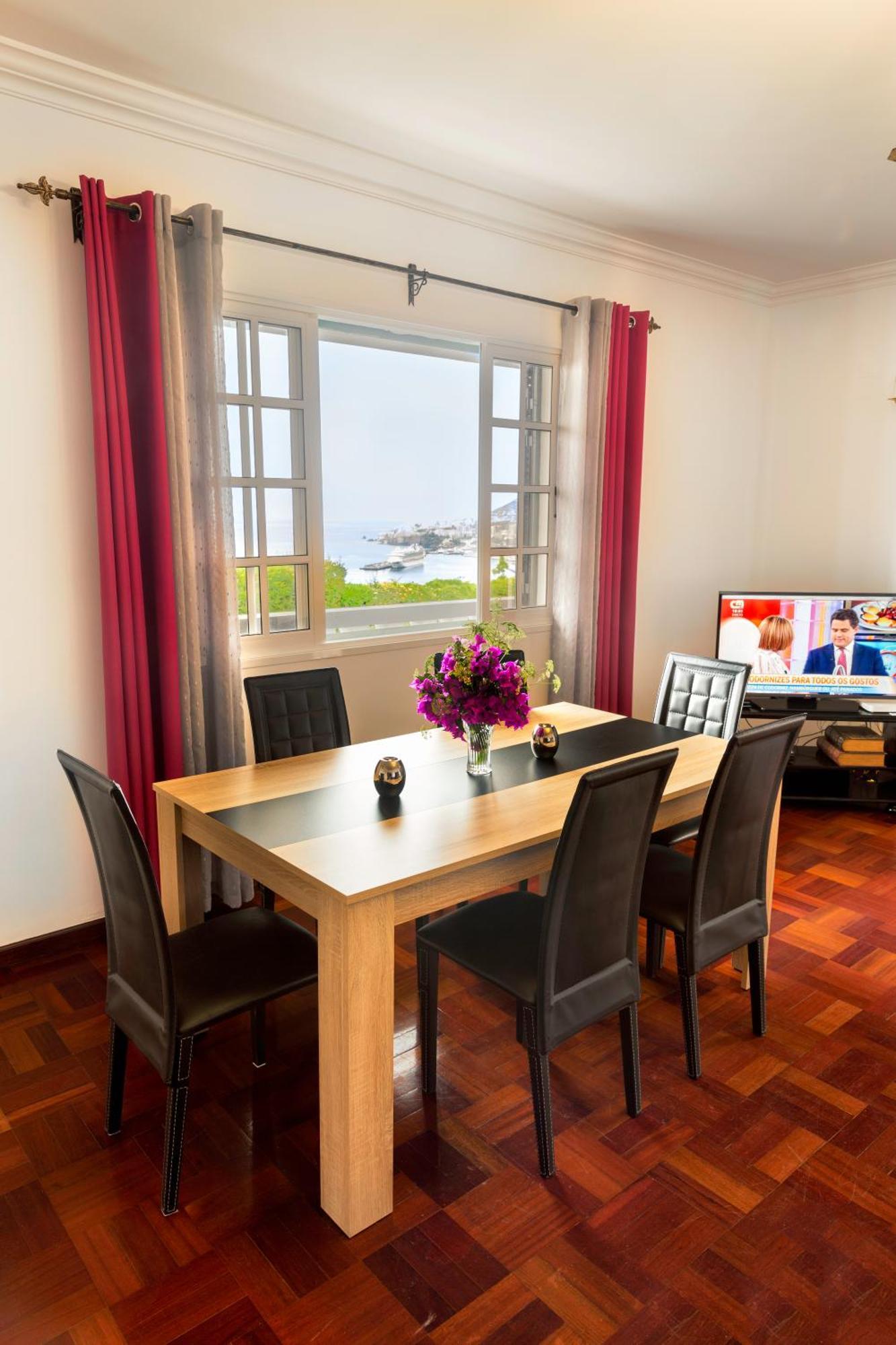 Charming Apartments In Funchal - Sao Goncalo Номер фото